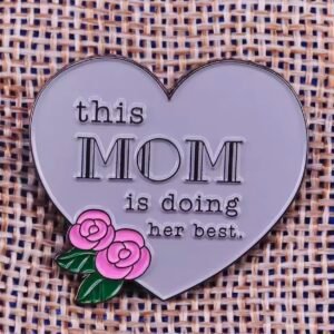 This mom is doing her best