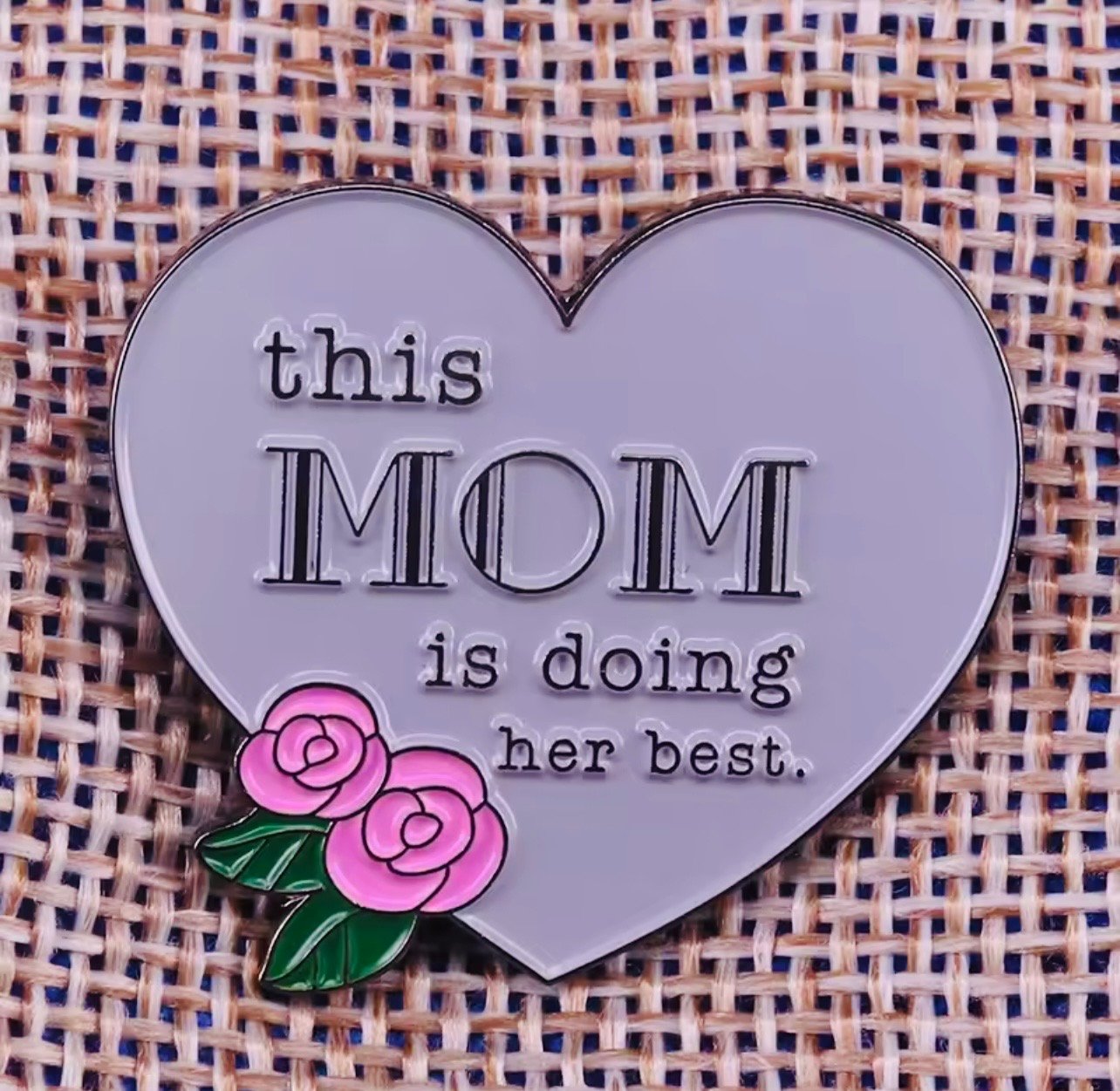 This mom is doing her best - Image 1