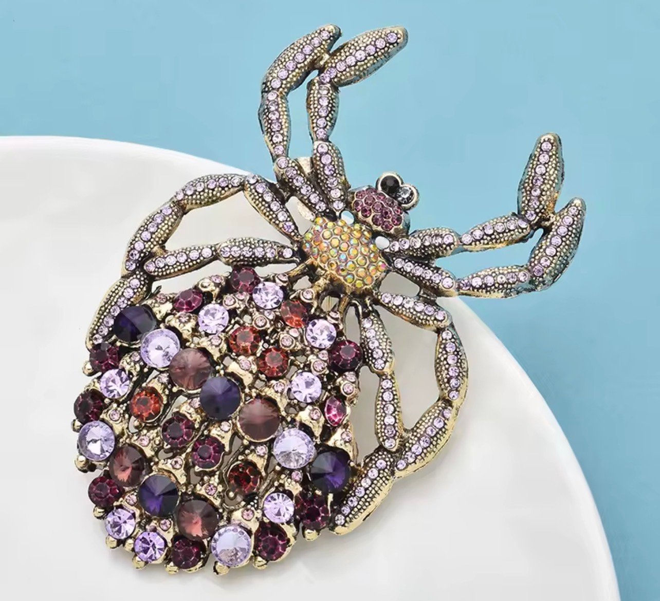 Giant Amethyst Purple Crystal Spider - Image 1