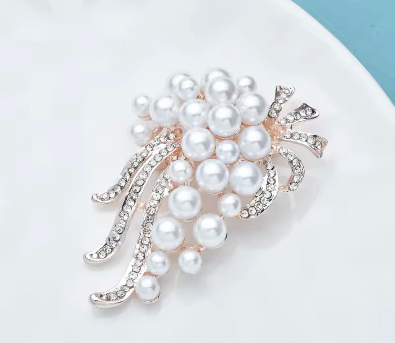 Pearl cluster - Image 1