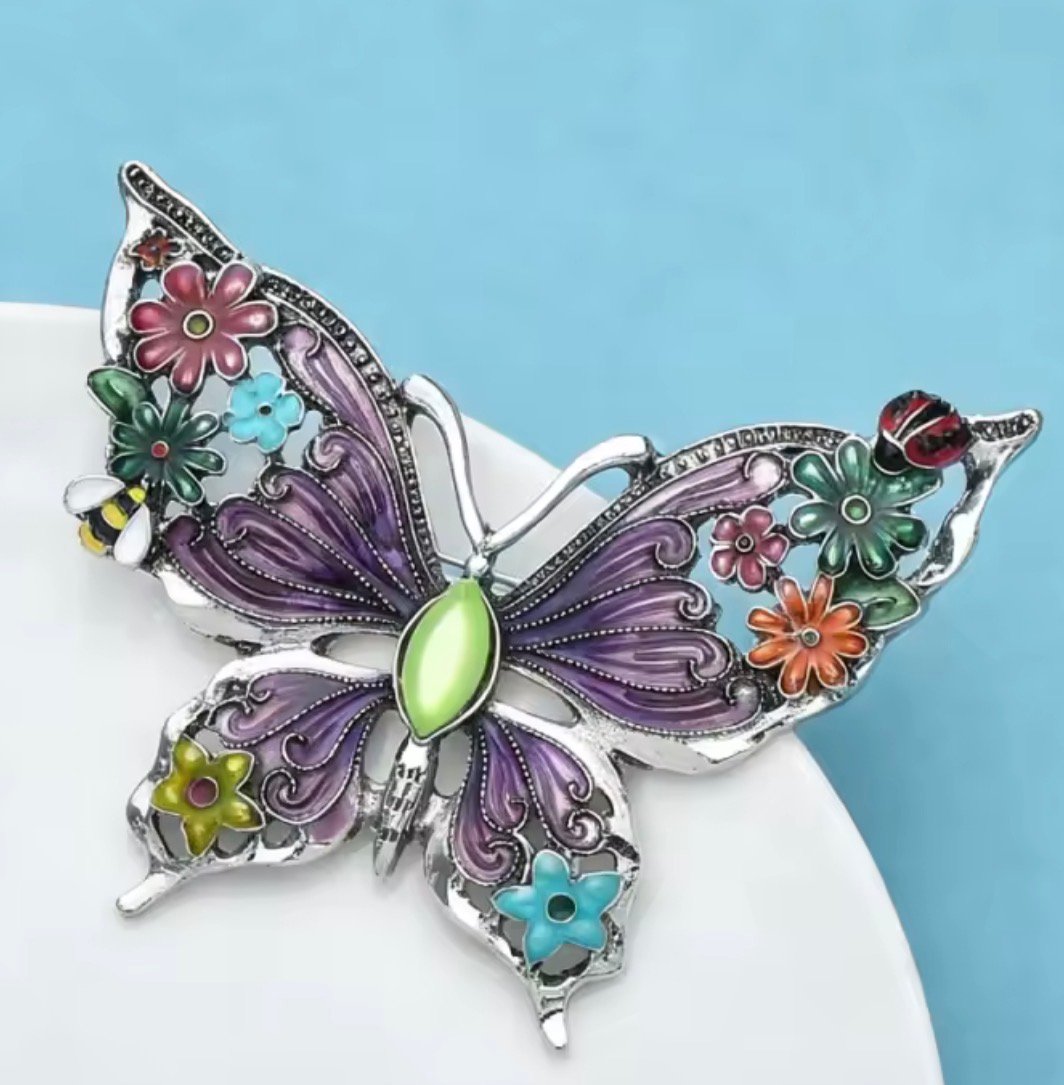 Enchanted garden butterfly - Image 1