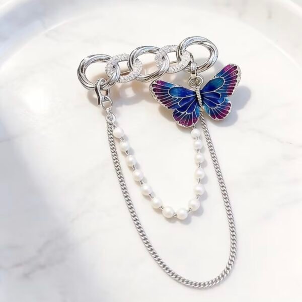 Azure butterfly pearl chain