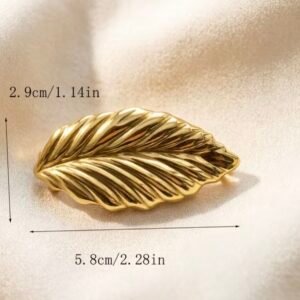 Botanical leaf brooch - Image 3