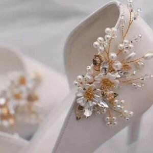 Pearl cluster shoe brooch