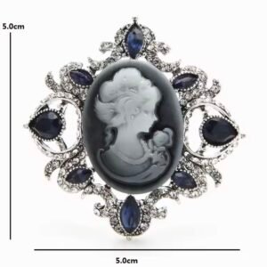 Midnight cameo - Image 2