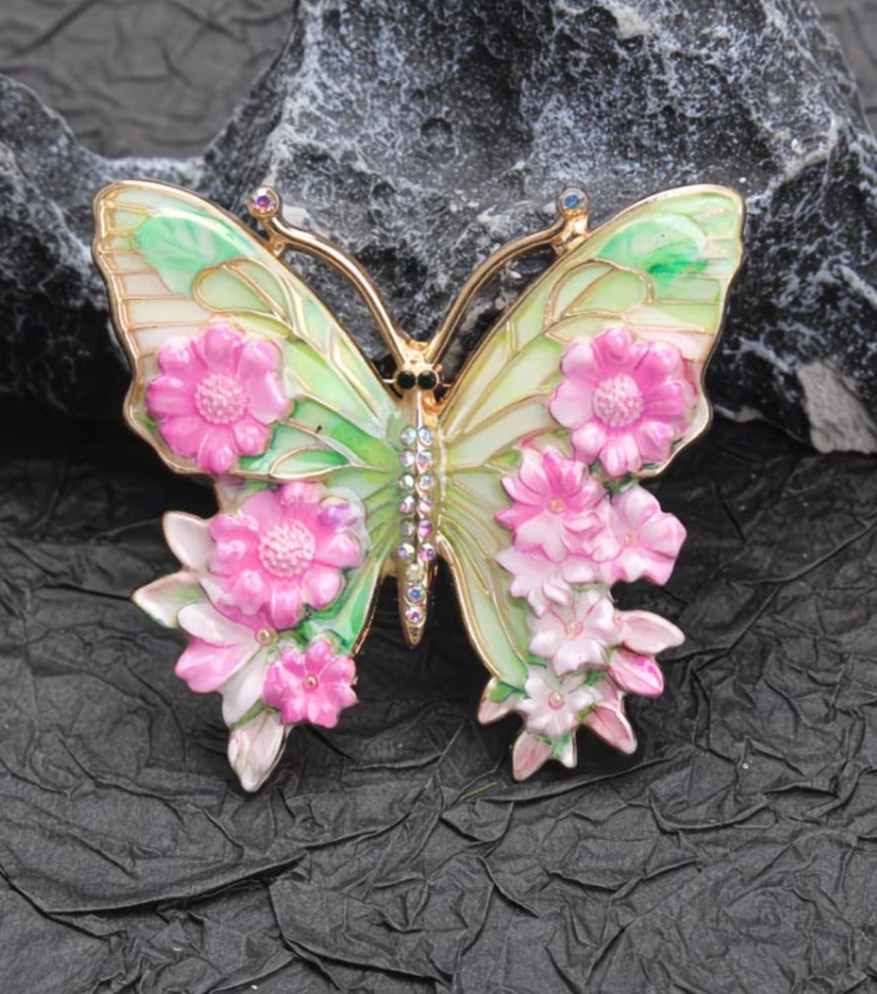 Floral blossom butterfly - Image 1
