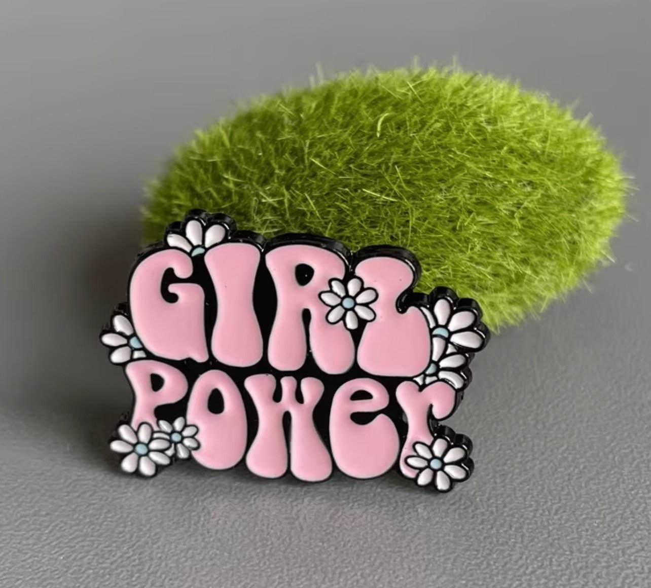 Girl power - Image 1