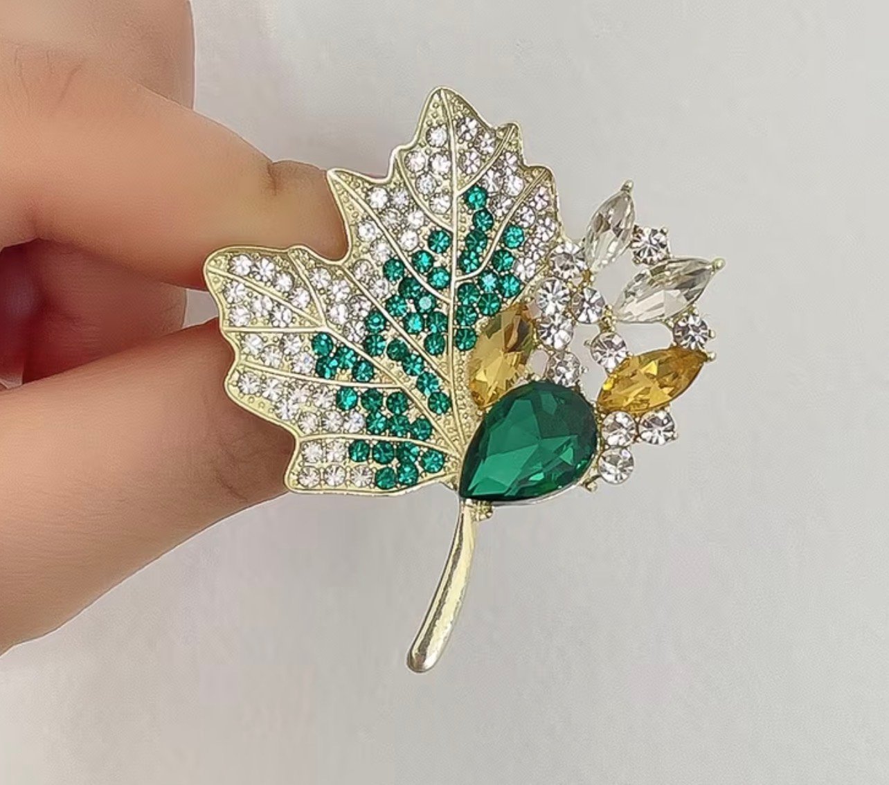 Maple leaf - Image 1