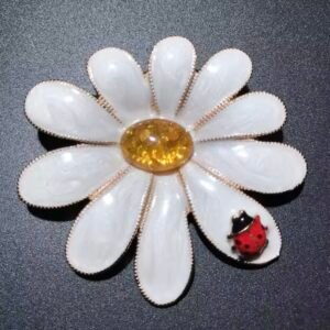 Pearl daisy and ladybug brooch - Image 1