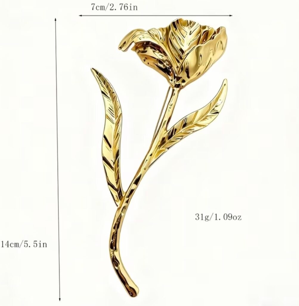 Oversized golden rose