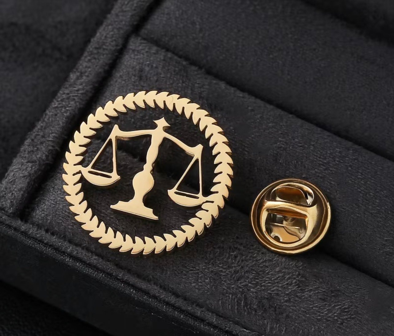 Justice scales - Image 1