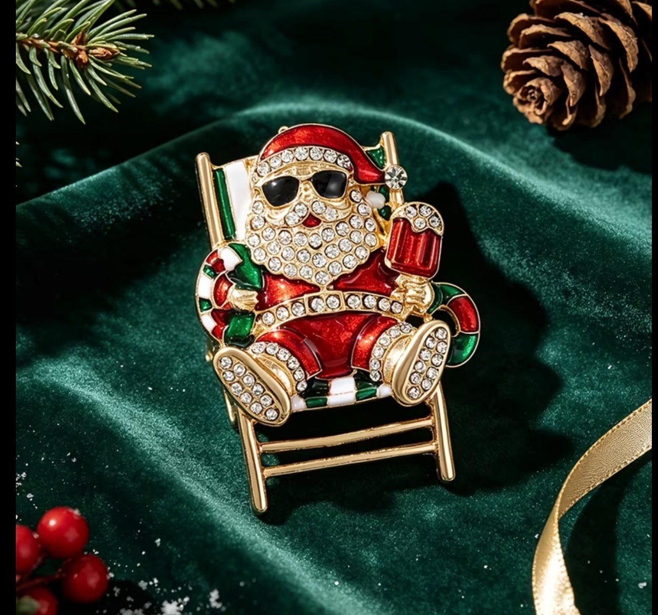 Santa on vacation - Image 1