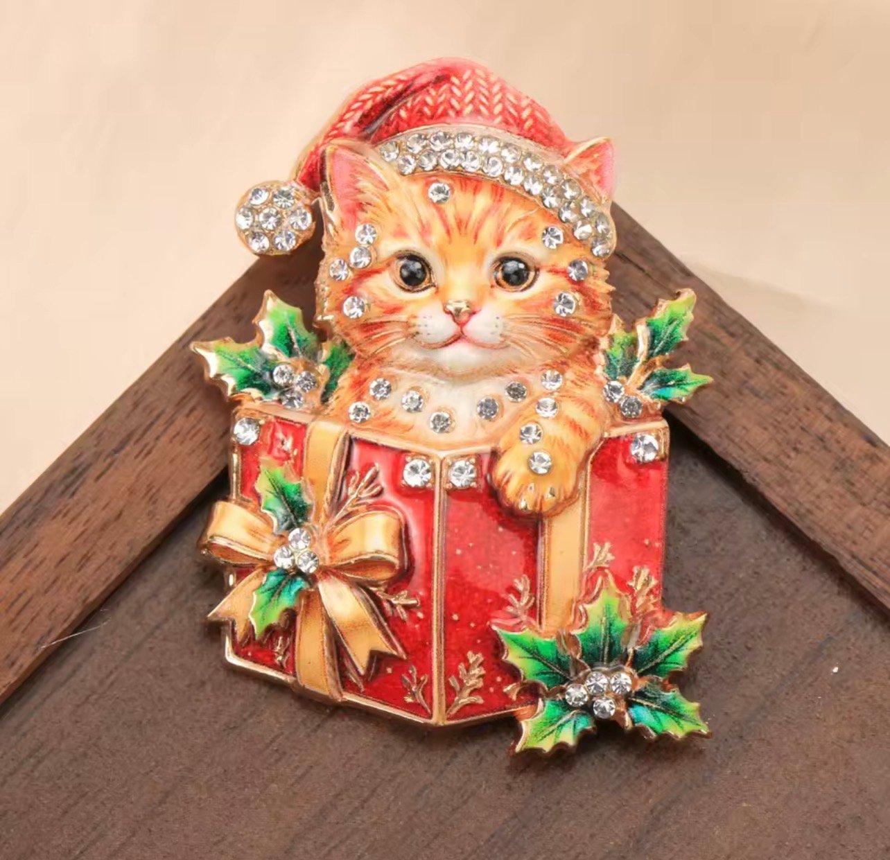 Santa’s little helper - Image 1